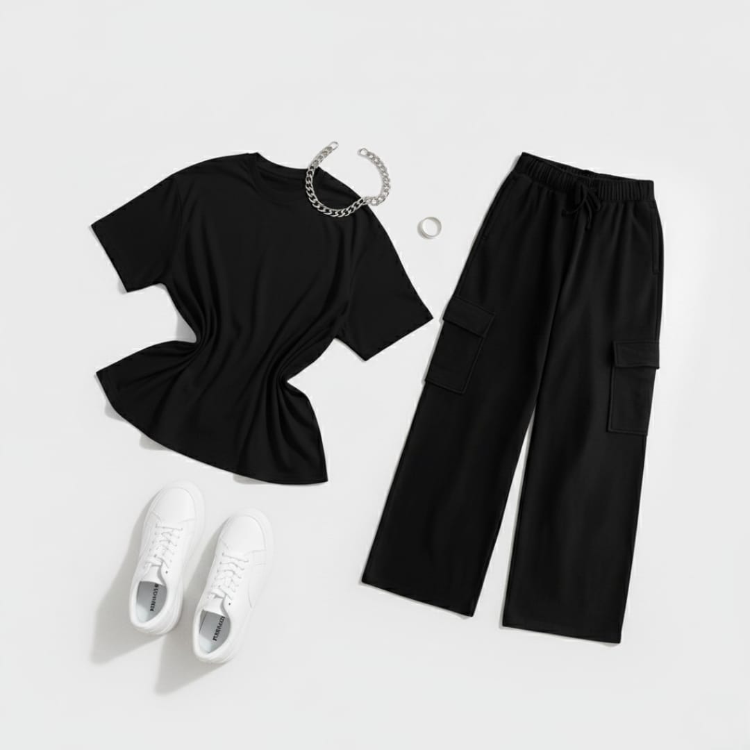 Black t-shirt with cargo trouser set