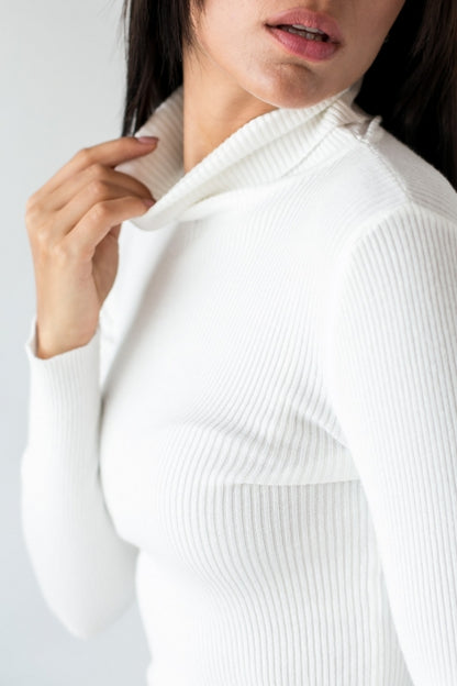 TurtleNeck White