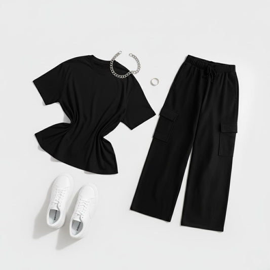 Black t-shirt with cargo trouser set