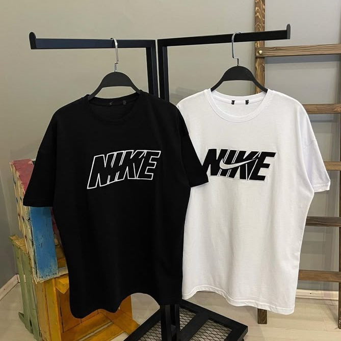 Pack of two oversize drop shoulder t-shirts black and white (Nik)